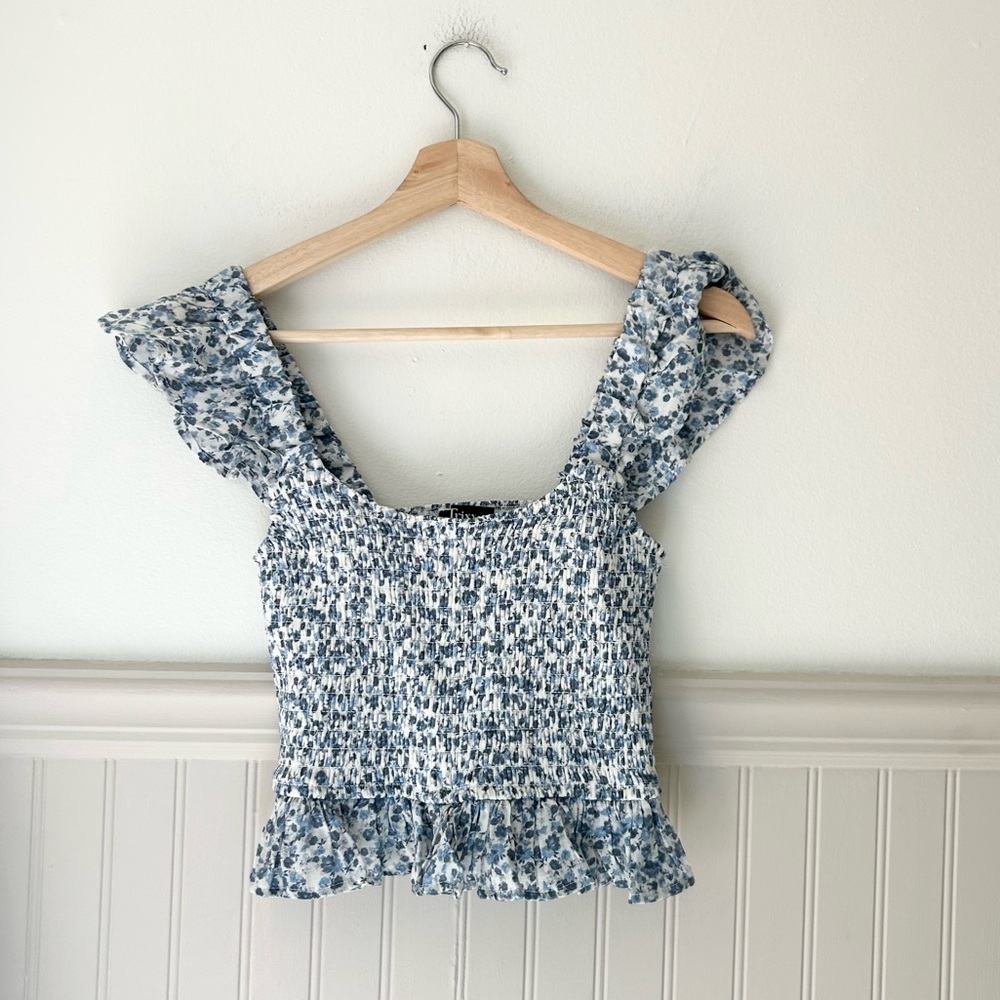 Trixxi Small Blue Floral Smocked Blouse Flutter Sleeve